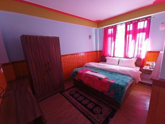 Tseten'S Inn Lachung Extérieur photo